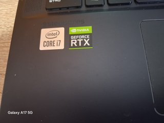 Portátil MSI Raider GE67 2022