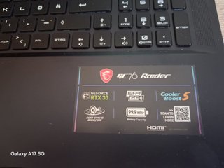 Portátil MSI Raider GE67 2022