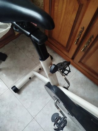 Bicicleta Estática Blanca