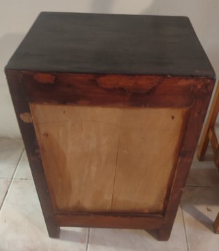 Comodino antico vintage in legno