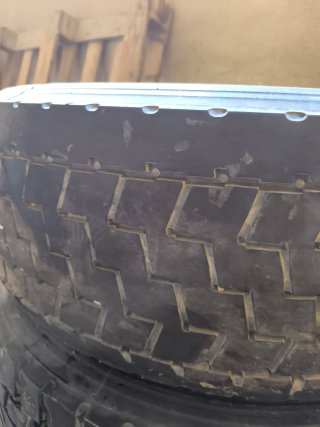Ruedas Hankook Camión 305/70R18.5