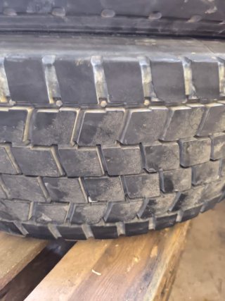 Ruedas Hankook Camión 305/70R18.5