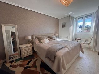 Casa adosada en alquiler en Playa de la Fontanilla en Marbella