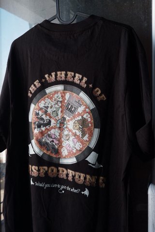 Camiseta “The Wheel of Misfortune”