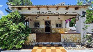 Chalet en venta en Benigánim