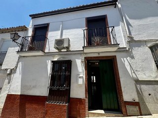 Casa en venta en Olvera