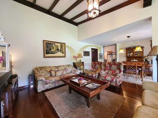 Chalet en venta en Parroquias de Oviedo en Oviedo