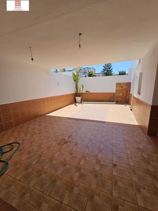 Chalet en venta en Montijo