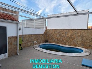 Casa adosada en venta en La Paz-Las Américas en Linares