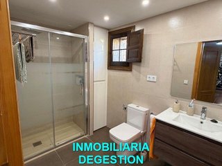 Casa adosada en venta en La Paz-Las Américas en Linares