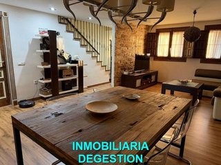 Casa adosada en venta en La Paz-Las Américas en Linares