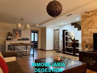 Casa adosada en venta en La Paz-Las Américas en Linares