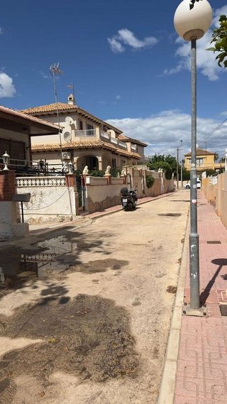 Casa adosada en venta en Playa de los Locos en Torrevieja