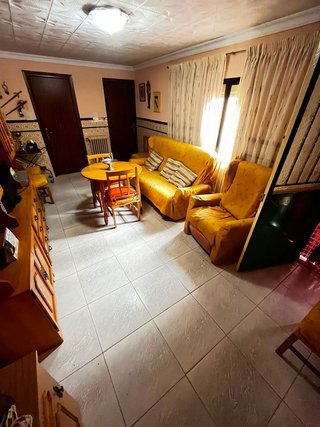 Casa adosada en venta en El Poblado - Abulagar en Puertollano