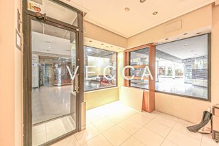 Local comercial en alquiler en Las Conejeras - Esparragal en Coslada