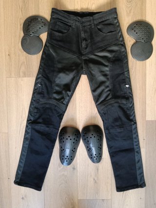 Pantaloni moto neri con protezioni Loong Biker