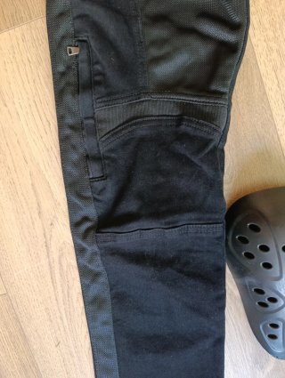 Pantaloni moto neri con protezioni Loong Biker