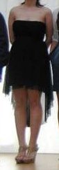Vestido tul negro asimétrico con cola