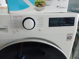 Lavadora LG 9/5kg con Vapor