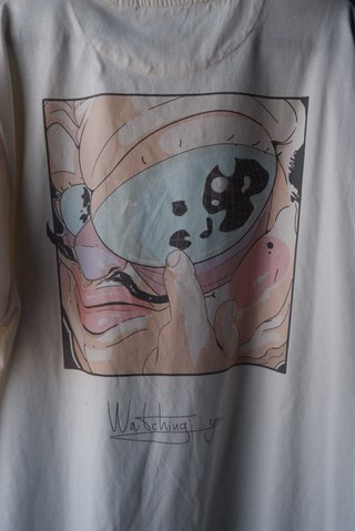 Camiseta “Watching You”
