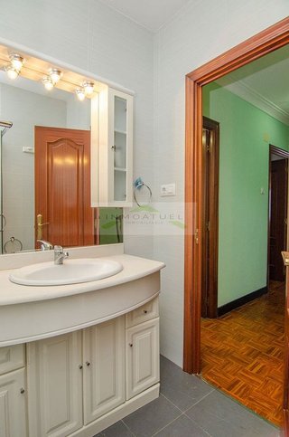 Piso en venta en Os Mallos - San Cristóbal en Coruña (A)