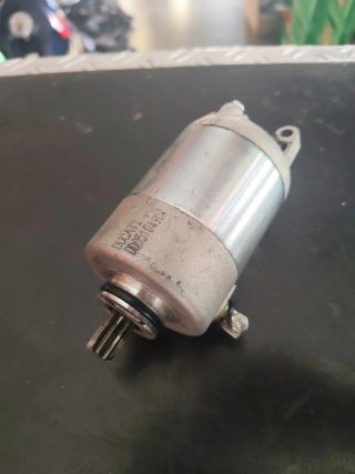 ♻️(000560) Motor Arranque Yamaha maxter/ Majesty 1