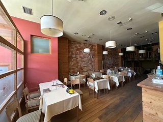 Local comercial en venta en AVE - Villimar en Burgos
