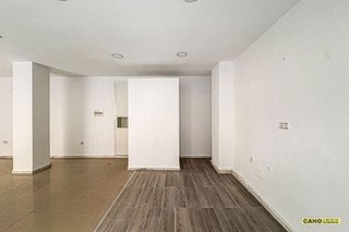 Local comercial en venta en Centro en Almería