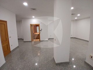 Oficina en venta en Casco Antiguo - Centro en Badajoz