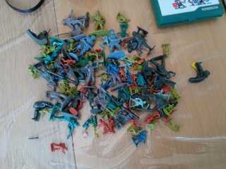 Lotto di soldatini di plastica vintage