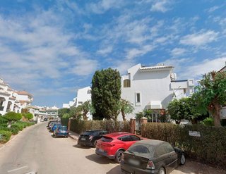Local comercial en venta en Riviera del Sol en Mijas
