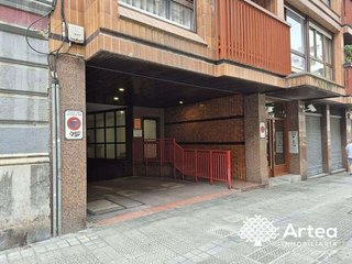 Garaje en venta en Indautxu en Bilbao