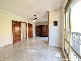 Piso en venta en Zona Hospital en Linares