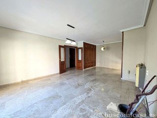 Piso en venta en Zona Hospital en Linares