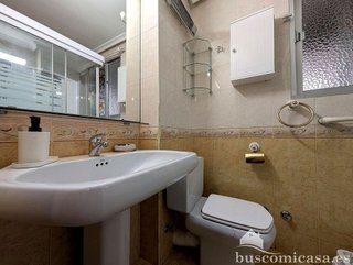 Piso en venta en Zona Hospital en Linares