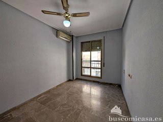 Piso en venta en Zona Hospital en Linares