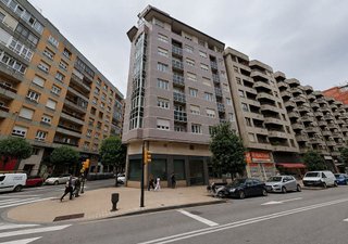 Local comercial en venta en Centro en Gijón