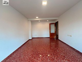 Piso en venta en Núcleo Urbano en Pobla de Vallbona (la)
