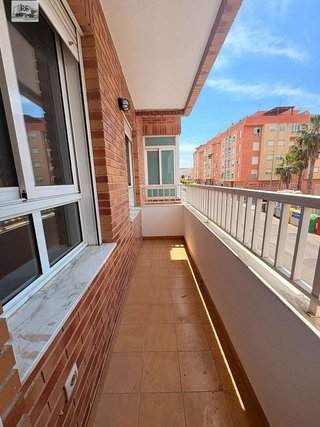 Piso en venta en Núcleo Urbano en Pobla de Vallbona (la)