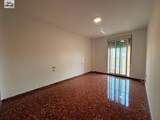 Piso en venta en Núcleo Urbano en Pobla de Vallbona (la)