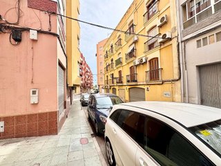 Local comercial en venta en Centro en Almería