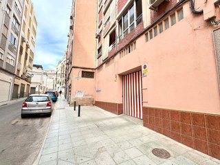 Local comercial en venta en Centro en Almería