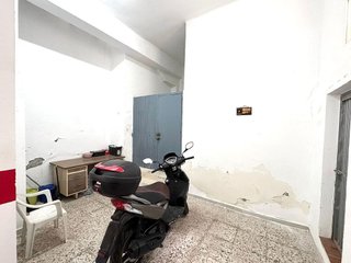 Local comercial en venta en Centro en Almería