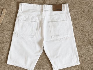 Pantalón corto vaquero blanco Pull&Bear T.42