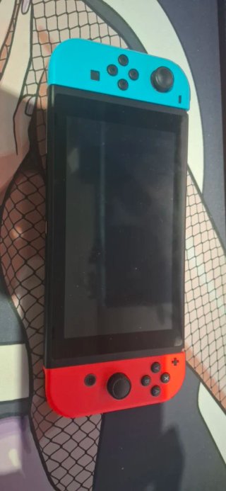 Nintendo Switch Azul y Rojo