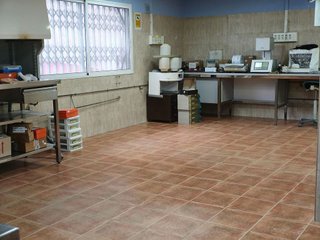 Local comercial en venta en Carolinas Bajas en Alicante