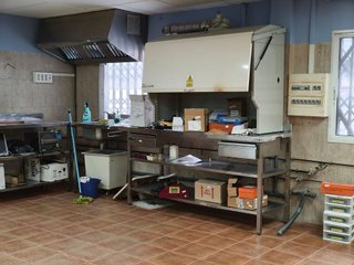 Local comercial en venta en Carolinas Bajas en Alicante