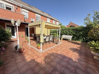Casa adosada en venta en Las Américas en Parla