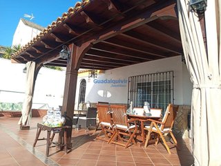 Chalet en venta en Montequinto en Dos Hermanas