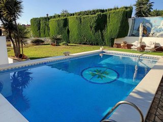 Chalet en venta en Montequinto en Dos Hermanas